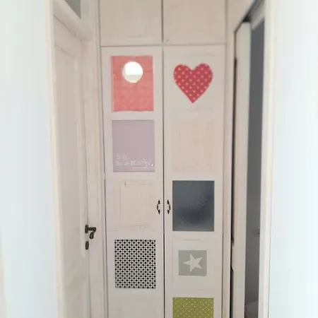 Little - Your On Apartment
