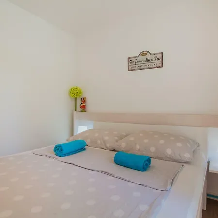 Apartment Little - Your On *