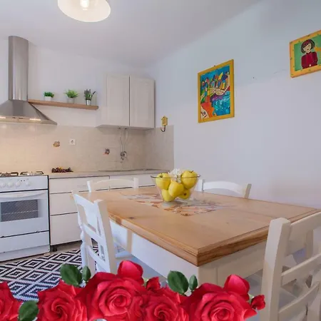 Little - Your On Apartment Cres